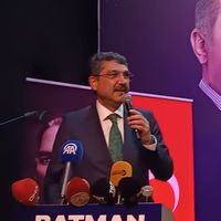 SİYASET