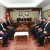SİYASET