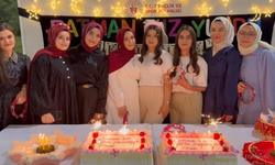 Kız Yurdu’nda Gözyaşı ve Neşeyle Harmanlanan Mezuniyet Gecesi