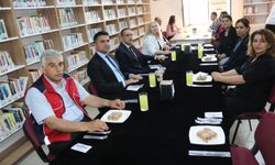 Diyarbakır Vakıflar Bölge Müdürlüğü’nden Cezaevindeki Çocuklara Tatlı İkramı