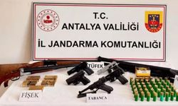 Ruhsatsız silah operasyonunda 6 şüpheli gözaltına alındı