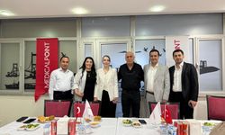 Batman Medical Point Hastanesi’nden Hemşireler Günü’ne Özel Kutlama