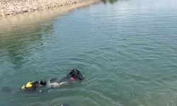 Ayağı kayıp düştüğü çayda boğuldu