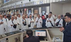 İlk Hac Kafilesi Dualarla Kutsal Topraklara Uğurlandı