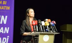 "Toplumun tamamı tarihi bir ana tanıklık ediyor"