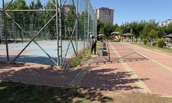 TEMİZ PARKLAR İÇİN EL ELE
