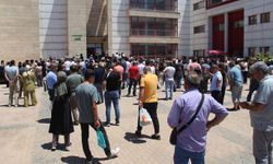 YKS devam ederken veliler heyecanlı: Her şey evlatlarımız için!