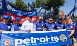 PETROL-İŞ SENDİKASI MALİYE BAKANLIĞI’NA YÜRÜDÜ