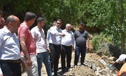 Topluca Köyü’nde İstinat Duvarı Çalışmaları Sürüyor