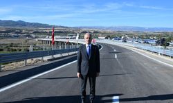 Bayram tatilinde otoyollardan yaklaşık 16,3 milyon araç geçiş yaptı