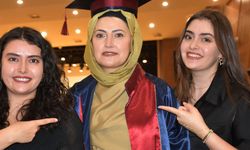 İki kanseri yendi, 49 yaşında üniversiteyi birincilikle bitirdi