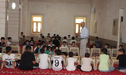 Kur’an kursuna katılan çocuklar: Allah’ın evinde Kur’an öğrenmek çok güzel bir his