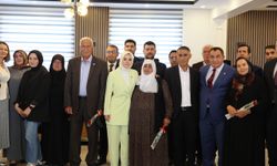 Bakan Göktaş, şehit ailelerine 'Terörsüz Türkiye'yi anlattı