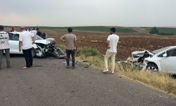 Diyarbakır’da iki otomobil kafa kafaya çarpıştı: 5 yaralı