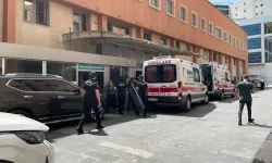 Eşini ve 2 Kızını Bıçakladı, Cami Tuvaletinde Yakalandı