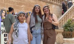 Midyat’a, sıcağa rağmen turist akını