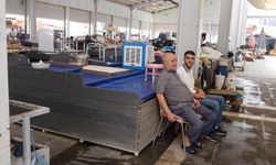 Alo Tevşo Pazarında sessizlik hâkim