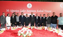 Zafer Bayramı Coşkusu Kabul Töreniyle Taçlandı
