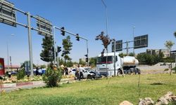 Siirt’te su tankeri ile otomobil çarpıştı: 11 yaşındaki çocuk yaralandı