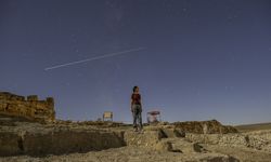 Tarihi Zerzevan Kalesi'nde Perseid meteor yağmurunu izlediler