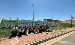 GENÇLERDEN ANLAMLI ZİYARET