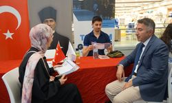 Rektör Demir’den Tanıtım Stantlarına Ziyaret