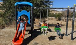 Sason’da 7 Noktaya 7 Yeni Çocuk Parkı Kuruldu