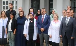 Bakan Tekin’den okullara sürpriz ziyaret
