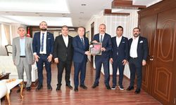 Anavatan Partisi Genel Başkanı Vali Canalp'ı Ziyaret Etti