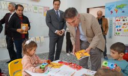Rektör Kendi Köyünde Öğrencilerle Buluştu