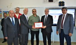 Batman’da Kahramanlar Sınıfı” Plaketini İl Müdürü Verdi