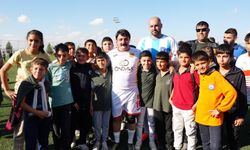 Beşiri’de Coşkulu Cumhuriyet Bayramı Maçı