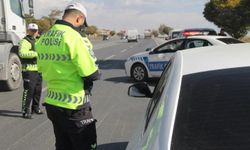 Yeni trafik cezaları kanunu askıya alındı