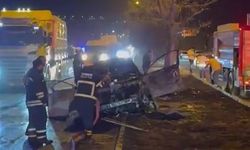 Alev alan otomobilde yaralanmıştı; kurtarılamadı
