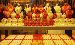 Kuyumculardan altın tahmini