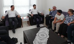 Bakan Kurum'dan, depremzede aileye ziyaret