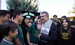 Filistin'e destek kermeslerinde 80 milyon lira gelir elde edildi