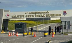 İnfaz koruma memurlarına bıçakla saldırdı: 3 yaralı
