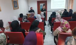 Batman’da ADEM Kursiyerlerine “Normal Doğum Planı” Eğitimi