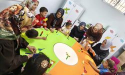 Minikler ve Annelerden Hayvan Sevgisine Dair Anlamlı Mesaj