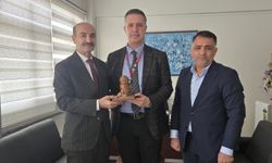 Batmanlı Prof. Dr. Sabahattin Ertuğrul’a hayırlı olsun ziyareti