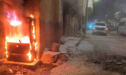 Onlarca elektrik panosu kullanılamaz hale geldi