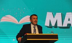 Çocuklarımızın değerlerine bağlı olarak yetişmelerini istiyoruz