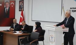 Batman Yeşilay'da Başkan değişti. Orhan Edis dönemi başladı