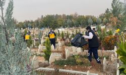 Mezarlıkta çalışmalar devam ediyor