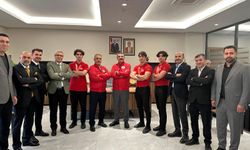 AK PARTİ’DEN GENÇ MUCİTLERE ANLAMLI DESTEK