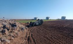 Diyarbakır'da karşı şeride geçen otomobil kazaya yol açtı: 3 yaralı