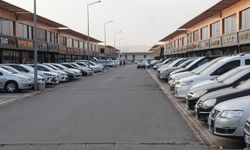 Araç piyasasında ciddi durgunluk yaşanıyor
