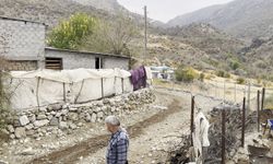 “Kırk yıldır hizmet bekliyoruz”