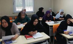 Şafak Aile Destek Merkezi'nden Kadınlara yönelik okuma yazma kursu